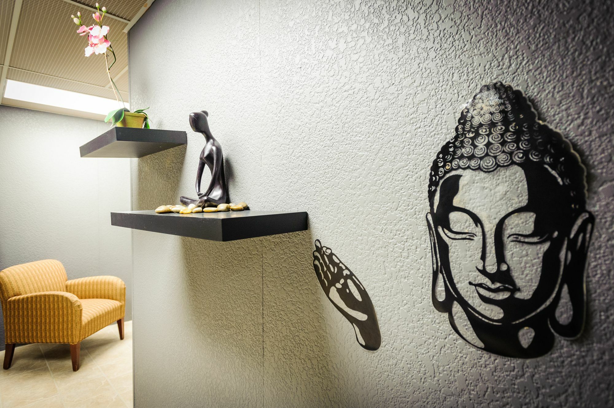 Peterborough Inn & Suites Hotel Экстерьер фото